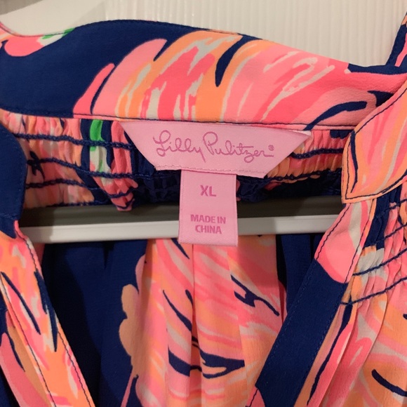 gimme some leg Elsa top - Picture 3 of 5